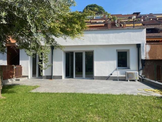 Апартаменты Casa Zehnder Рено-ди-Леджуно Экстерьер фото